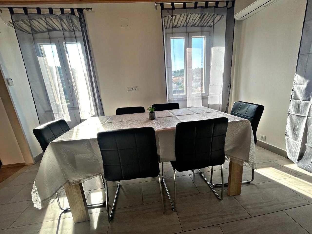 Amani Modern Apartment Lumbarda Exteriér fotografie