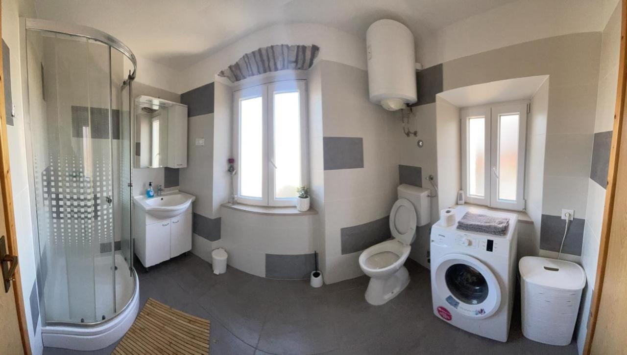 Amani Modern Apartment Lumbarda Exteriér fotografie