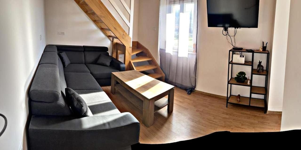 Amani Modern Apartment Lumbarda Exteriér fotografie